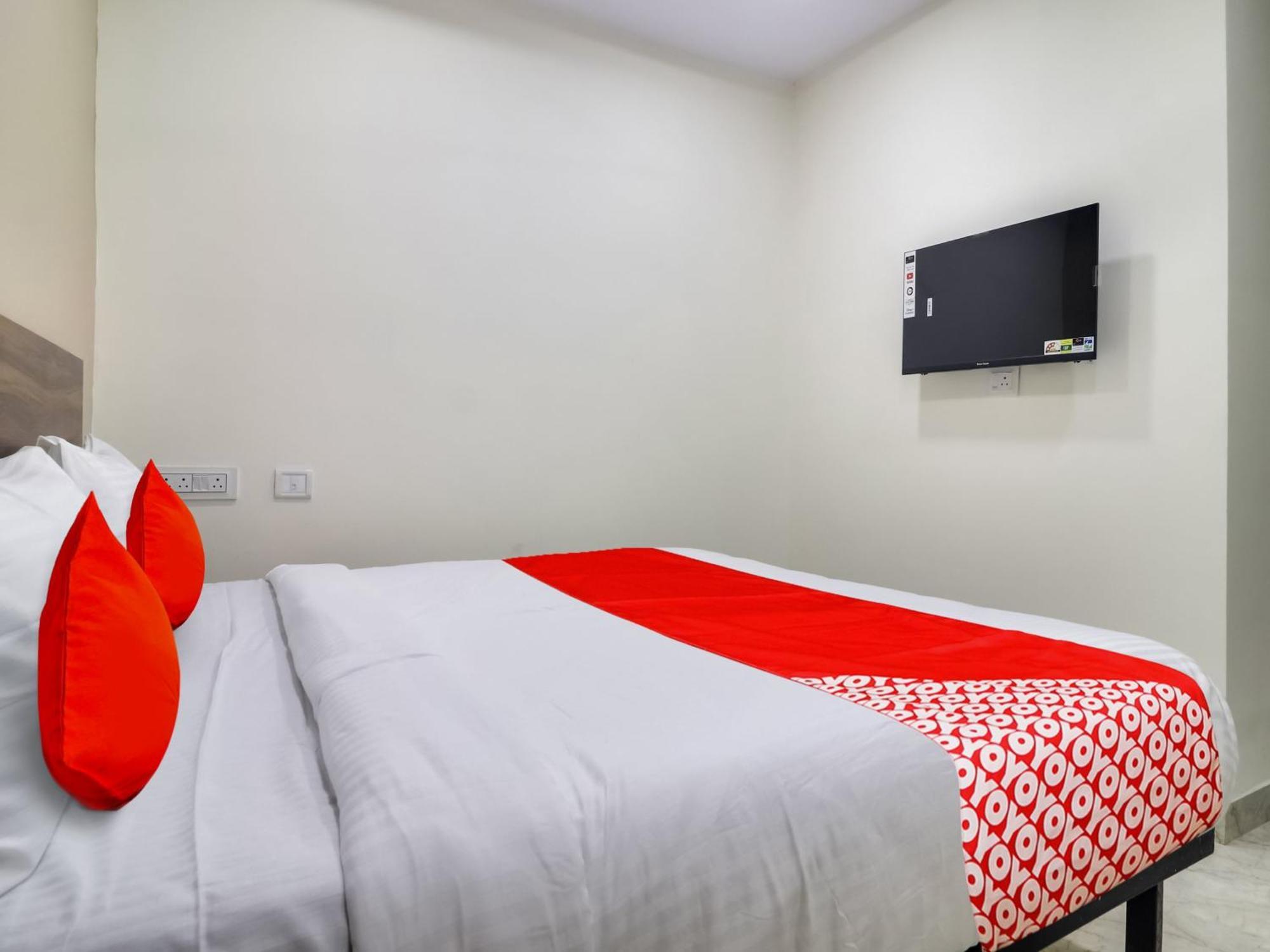 Hotel O Red Stone Hotels Haïdarabad Extérieur photo