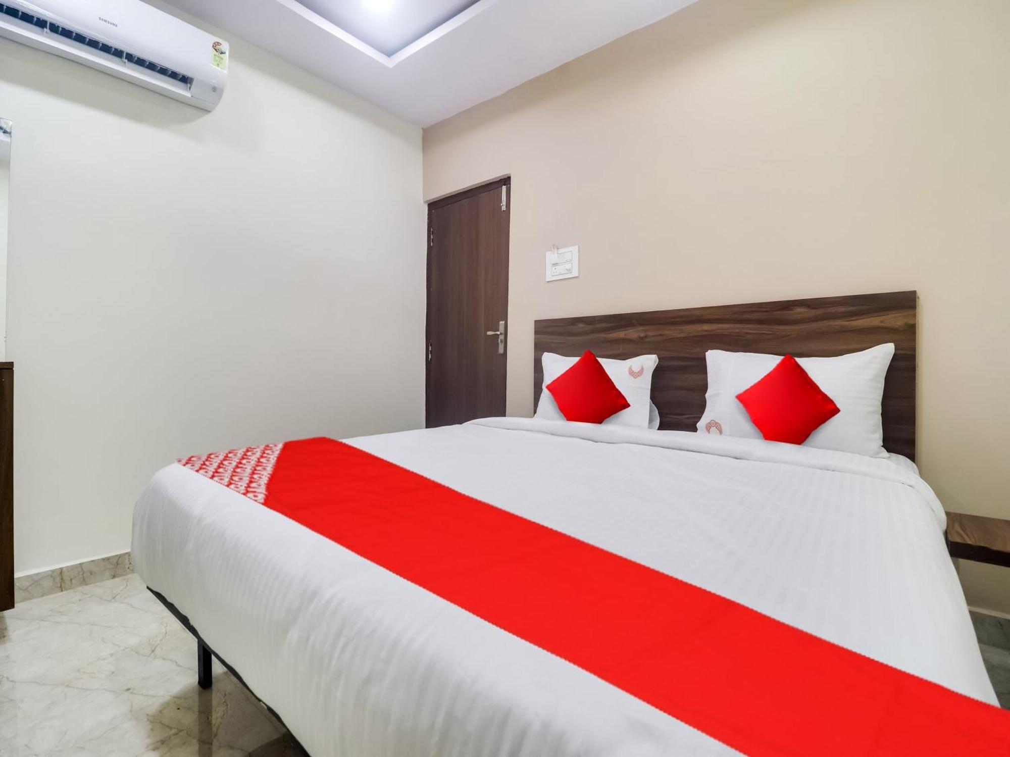 Hotel O Red Stone Hotels Haïdarabad Extérieur photo